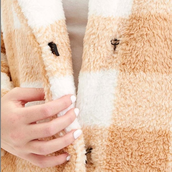 Steve Madden Sherpa Coat! Plaid! Size M, L, 3X! NWT! - Picture 9 of 12